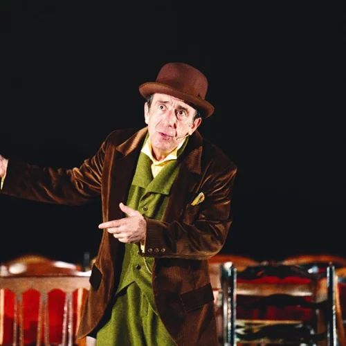 Λουκής Λάρας 