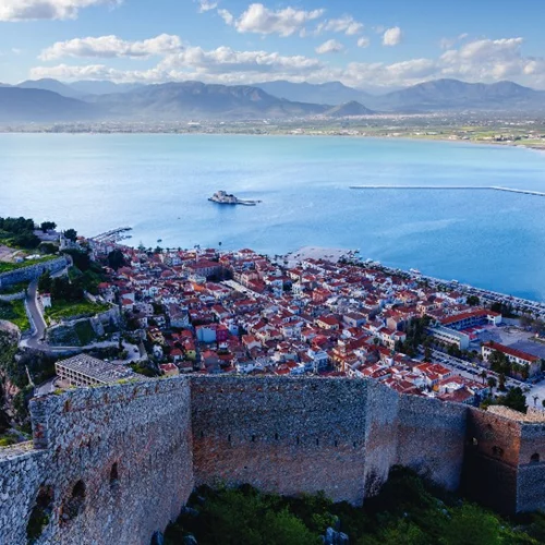 Το Ναύπλιο πέρα από τα κλισέ