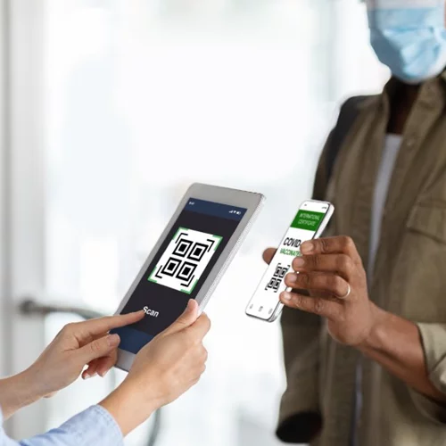 Πώς κύλησαν οι πρώτες ημέρες με τα νέα μέτρα στην εστίαση;