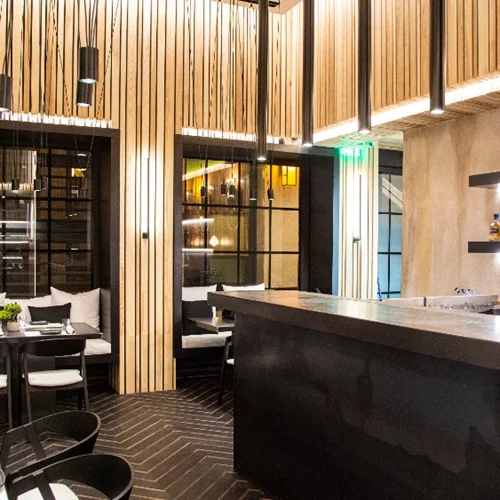 Το «Senta» ομορφαίνει τη Στοά Σπυρομήλιου