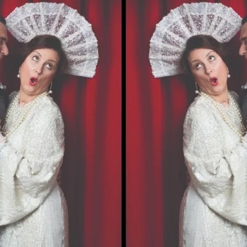 "Glorious: Η πιο φάλτσα σοπράνο που πέρασε απ’ τη γη": H Κατερίνα Βρανά και ο Γιώργος Καπουτζίδης μιλούν για την αναπηρία, την αυτοδιάθεση και το δικαίωμα στην έκφραση