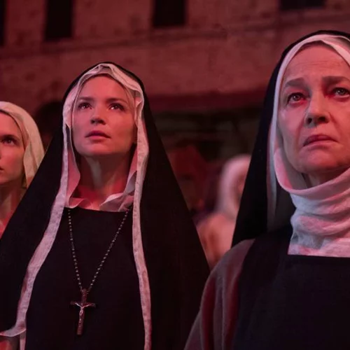 Το σεξ πέρα από την πράξη στο αιρετικό σινεμά του Πολ Βερχόφεν