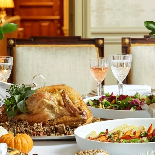 6 ραντεβού με τη γαλοπούλα για το φετινό Thanksgiving 