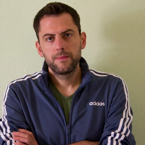 Παντελής Φλατσούσης: «Δεν μπορώ να χρησιμοποιήσω εύκολα τη λέξη πατρίδα»