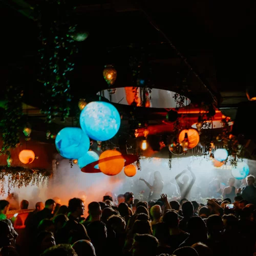 Το «Space Paradise» επιστρέφει στο Faust!