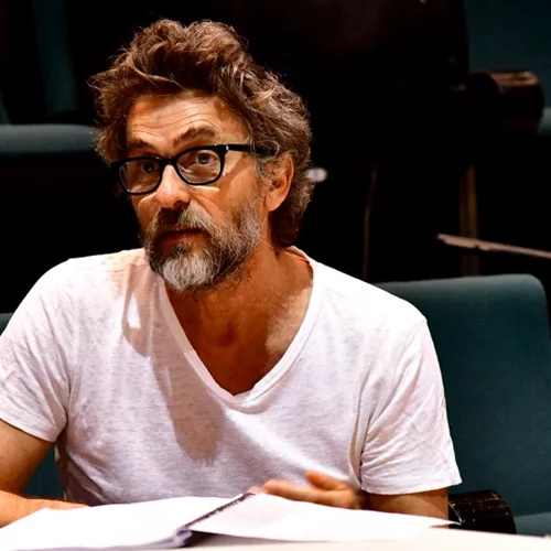 Πασκάλ Ραμπέρ: «Με τα έργα μου θεραπεύω κάτι που έχει σπάσει συλλογικά μέσα μας»