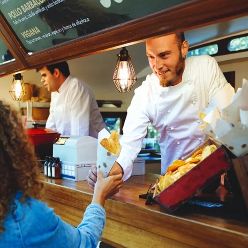 Βερολίνο στο... χέρι: 8 επιλογές για street food αξιώσεων