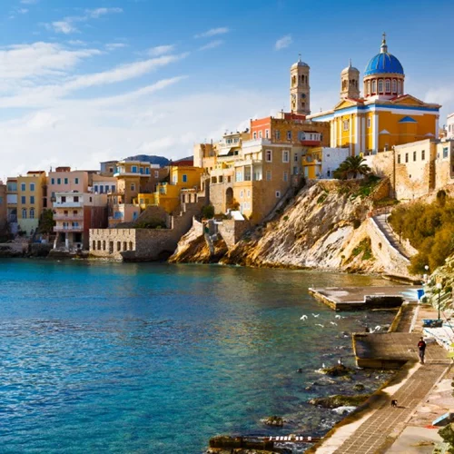 6 διαδρομές γεύσης και γνωριμίας με τη Σύρο