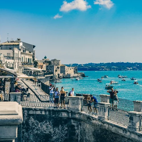 Η αγία τριλογία της Ανατολικής Σικελίας