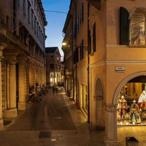 Η διακριτική γοητεία του Ούντινε