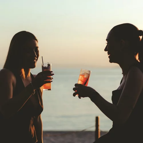 "Nalu": Ρομαντζάδα στην Ποσειδώνος