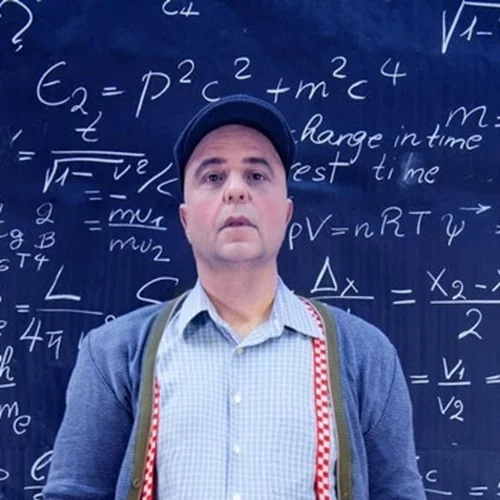 "Moment": Η ομάδα ΕΑΝ ανεβάζει ένα έργο για την πάλη ενός ανθρώπου με τον χρόνο