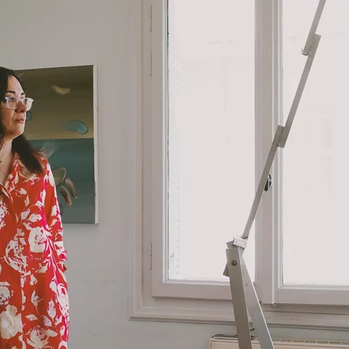 Ένα παλιό διαμέρισμα στου Φιλοπάππου γίνεται στέκι εικαστικού πειραματισμού