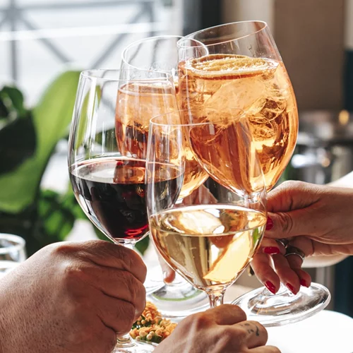 Τα vibes του ViBo μας πάνε Πειραιά!