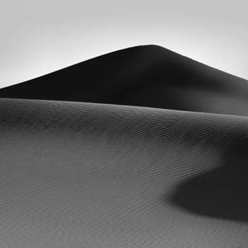 "Curves of Silence": Νέα έκθεση στη Thalia Gallery