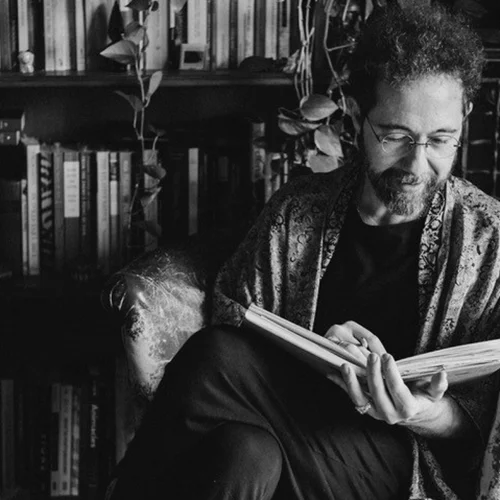 "Προς μια Ανιμιστική Ποιητική": Μια διαδικτυακή συζήτηση με τον φιλόσοφο Κάρλος Σεγκόβια