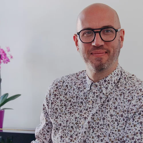 "The Last Five Years": Ο Δημήτρης Δημόπουλος γράφει για το μιούζικαλ που σκηνοθετεί στην Εναλλακτική Λυρική Σκηνή