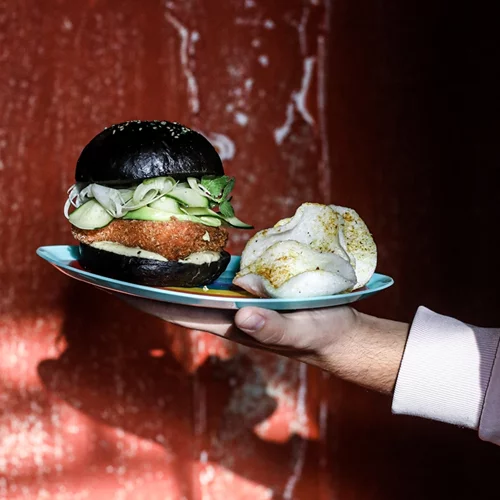 "Diego": Χριστουγεννιάτικη αλεγρία στο Θησείο