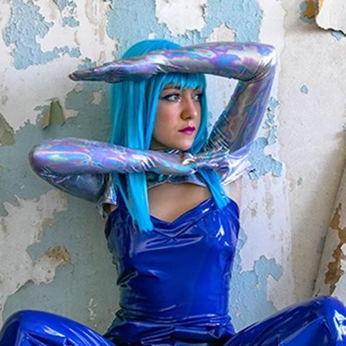 Η ονειρική Danai Nielsen παρουσιάζει το δισκογραφικό της ντεμπούτο στο Six D.O.G.S.