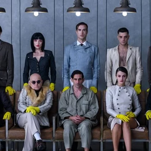 Με sold out παραστάσεις ξεκινά  "Η δίκη" του Άρη Μπινιάρη