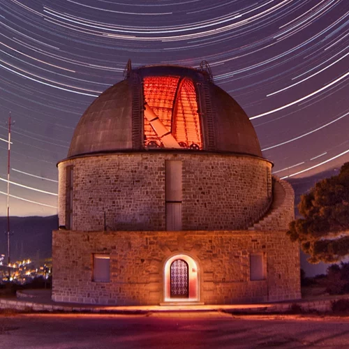 Έκλειψη σελήνης με Pink Floyd στο Αστεροσκοπείο
