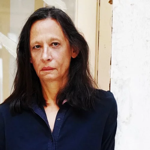 Άντζελα Μπρούσκου: "Η Μήδεια γίνεται ο τόπος της συλλογικής μνήμης"