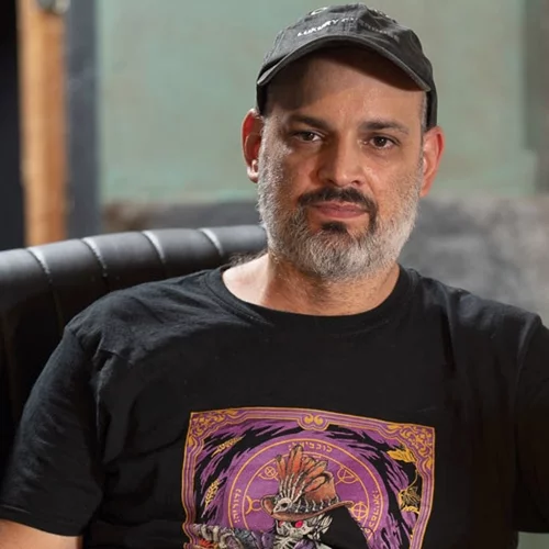 "Αράφ": Ο Γιώργος Παλούμπης σκηνοθετεί το νέο έργο του Γιάννη Τσίρου στο θέατρο Αποθήκη