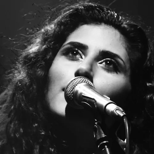 Πού θα δούμε τη Μαρίνα Σπανού φέτος το καλοκαίρι