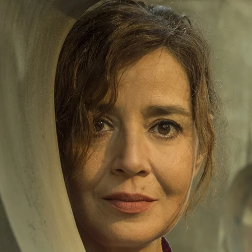 Η Φένια Παπαδόδημα επανερμηνεύει τον παπαδιαμαντικό "Ξεπεσμένο Δερβίση"