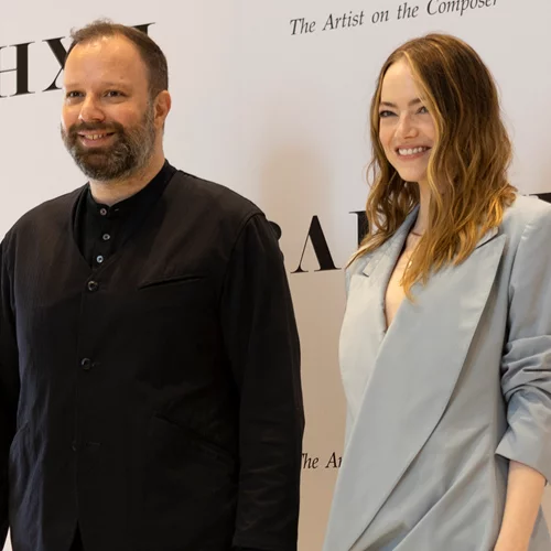 "And": Έμα Στόουν, Γουίλεμ Νταφόε και Τζέσι Πλέμονς στη νέα ταινία του Γιώργου Λάνθιμου