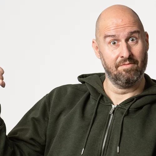 Ο Αριστοτέλης Ρήγας αποκαλύπτει "Και το όνομα αυτού" για δεύτερη χρονιά.