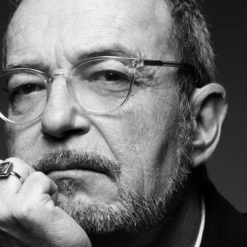 Ο Χάρης Παπαδημητρακόπουλος είναι "Lockdowned"