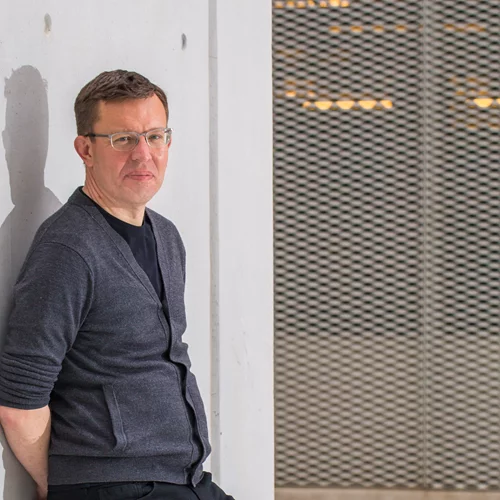 Henry Timms: "Μέχρι πρότινος ο δημόσιος χώρος ήταν η δίοδος προς το ίδρυμα, τώρα είναι από μόνος του προορισμός"