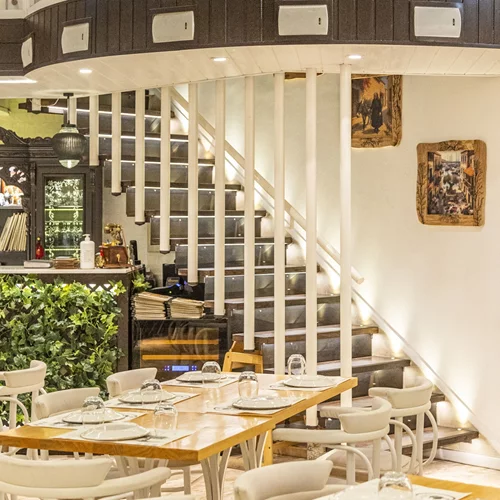 "Το Καπλάνι"