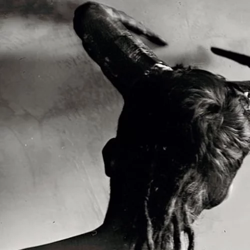 Η Άννα Βαγενά σκηνοθετεί το πολιτικό έργο "Φοβάμαι, ταυρομάχε"