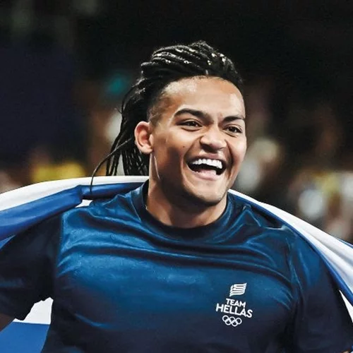 Ο "ιπτάμενος" Εμμανουήλ Καραλής έγινε βιβλίο