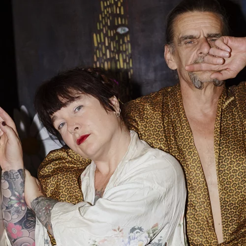 Η φωτογράφος Anne Morgenstern καταγράφει την περίπλοκη σχέση επιθυμίας, ταυτότητας και πολιτικής