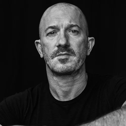 Ο avant-garde σαξοφωνίστας Colin Stetson για πρώτη φορά στην Αθήνα