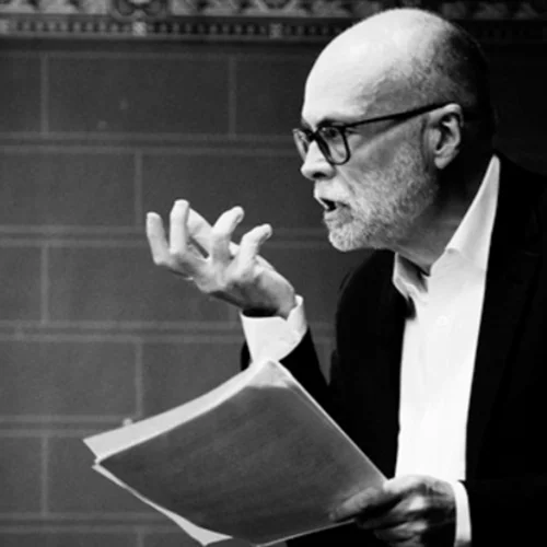 "Όταν η Τεχνητή Νοημοσύνη σκοτώνει τον Φάουστ" στο Τρένο στο Ρουφ