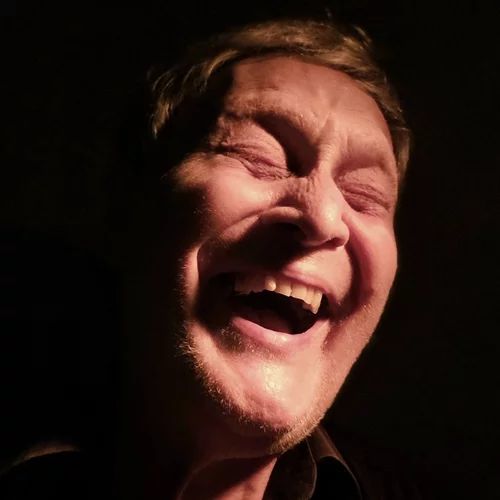 Έφυγε ο Αλμπέρτο Εσκενάζη – Ο "Κεραυνός" ήταν η τελευταία του παράσταση