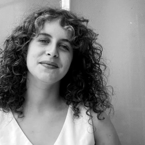 Η σκηνοθέτρια Ειρήνη Λαμπρινοπούλου αυτοσυστήνεται