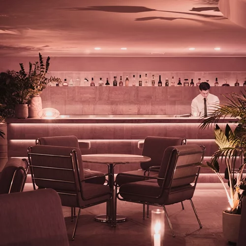 Ποια είναι τα μπαλαντέρ του "Koumkan";