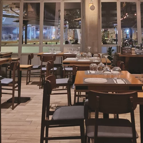 Στο "Κάρδαμο" η παράδοση φοράει τα καλά της