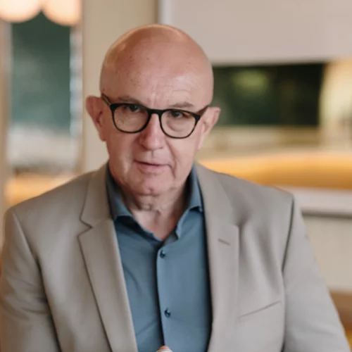 Michael Mascha: "Το νερό δεν είναι απλώς νερό"