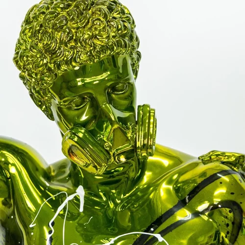 "Street Love": Η urban αισθητική της πόλης μέσα σε μια γκαλερί