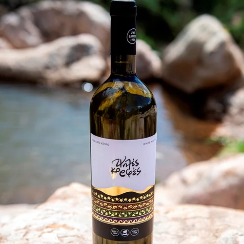 Χρυσοβραβευμένες και πάλι οι οινικές "Ναυαρχίδες" του Συνεταιρισμού της Σάμου