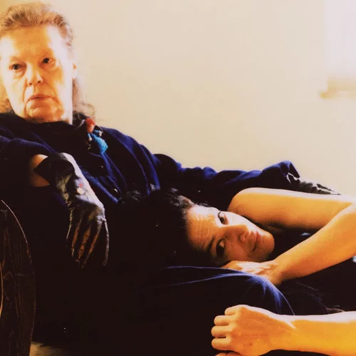 Στον Φούρνο παίζεται η "Νίκη, απόψε στο πάρτι" σε σκηνοθεσία της Ρούλας Πατεράκη