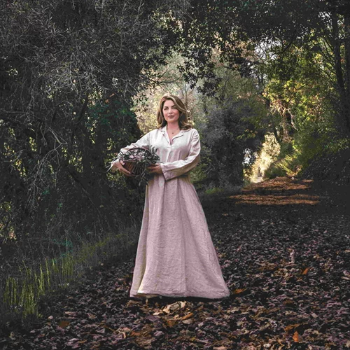 "Γεύσεις και Μνήμες": Η Άντζελα Γκερέκου μάς ξεναγεί στις γεύσεις της Κέρκυρας