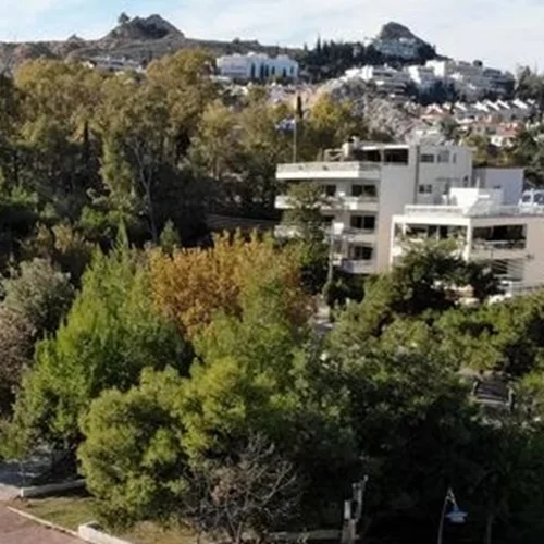 Περιπλανήσεις στην υπαίθρια γλυπτοθήκη του Ψυχικού