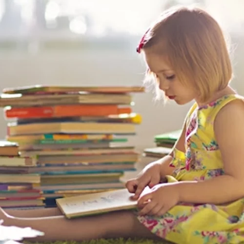 "Μίλα μου": Ένα βιβλίο που μαθαίνει τα παιδιά να μοιράζονται τα συναισθήματά τους